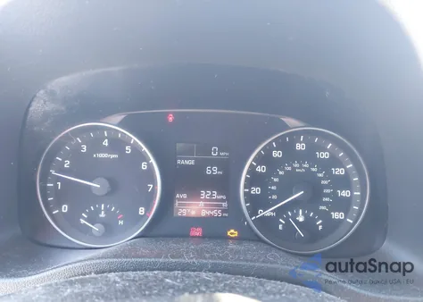 2017 Hyundai Elantra Se z USA, uszkodzony, nr VIN 5NPD74LF1HH137144